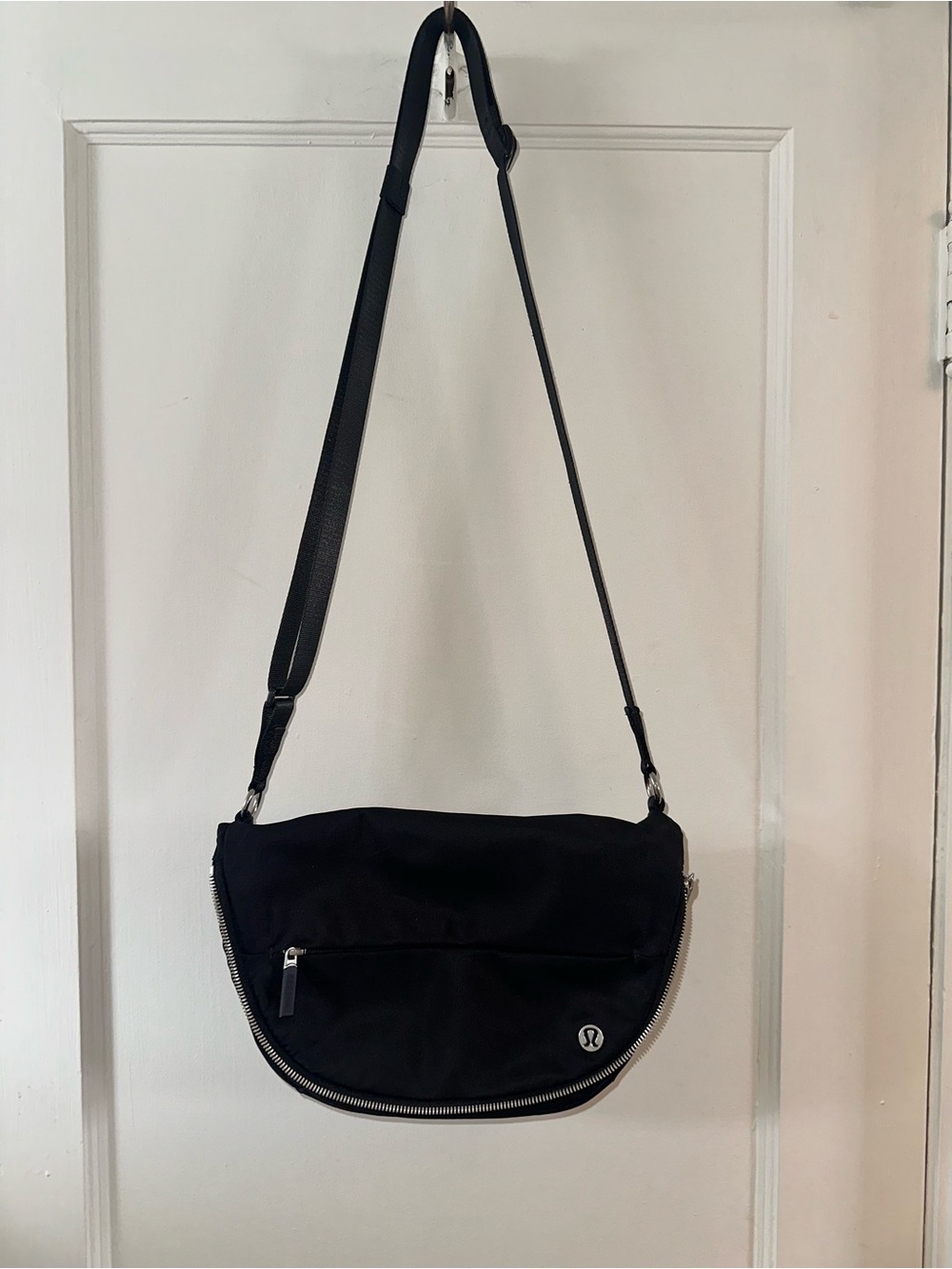 Lululemon All Night Festival Bag 5L - Black with Silver Hardware (Large Size)
